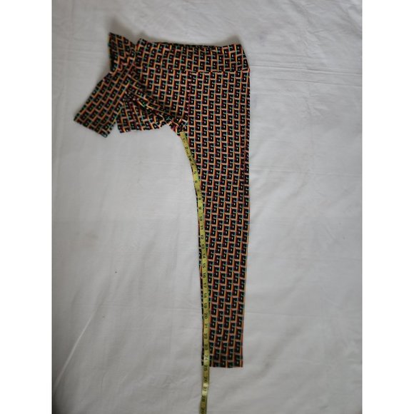 LuLaRoe Women's Black/Multicolor Single Print Soft Knit Leggings One Size (2-10) - Picture 9 of 10